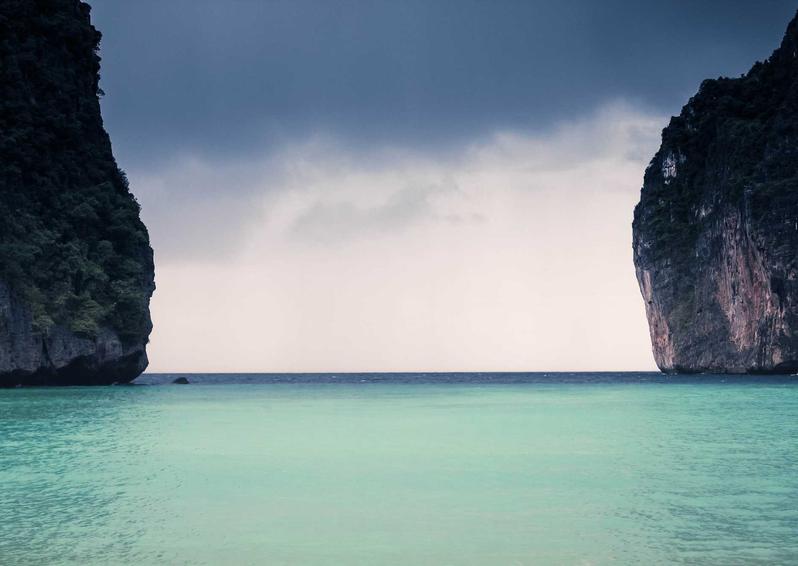 -08-18域名交易平台系统源码 带后台_乐帮资源库